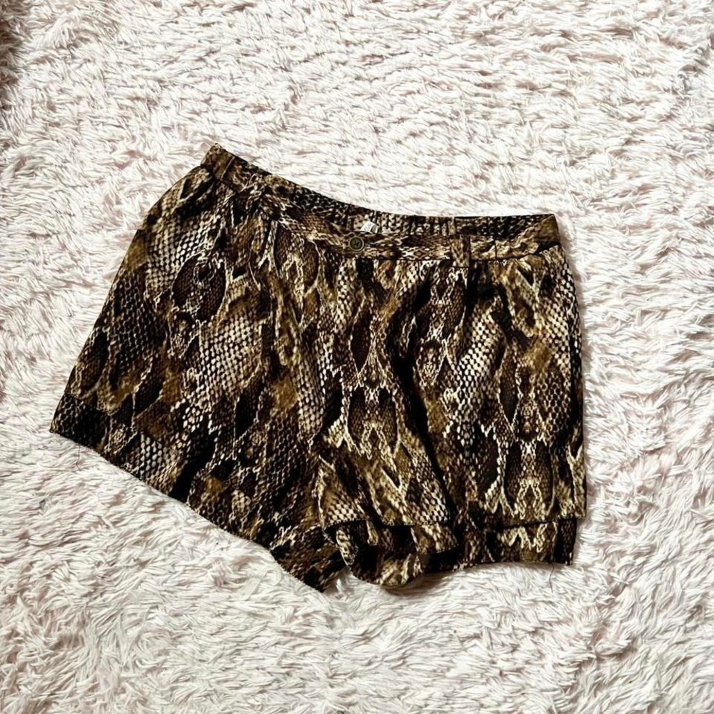Snake‎ Print Edgy Statement Grunge Witchy Shorts Womens S Statement Y2K Reptile